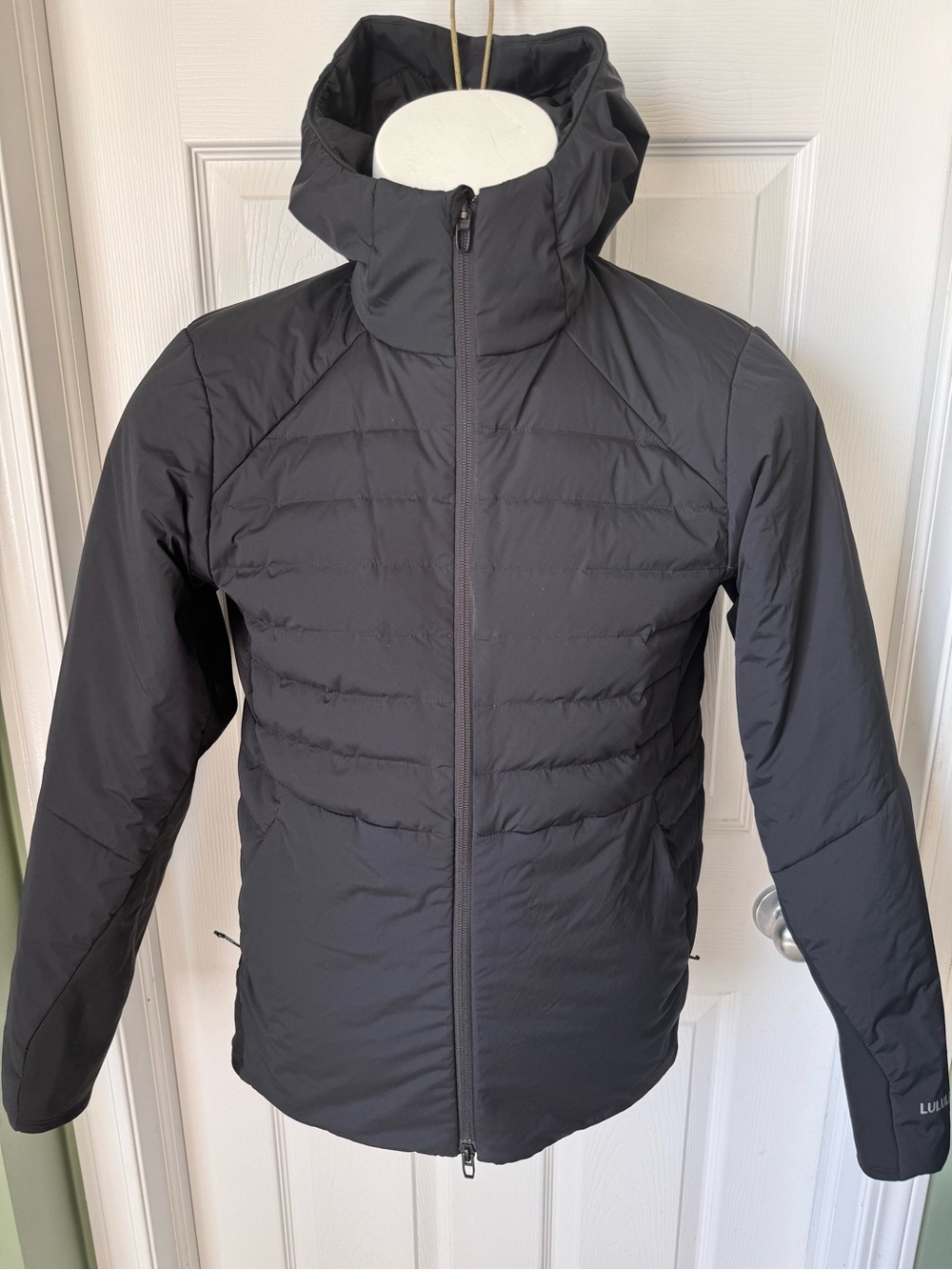 Mens Lululemon Down For It All Hoodie Size Small Like Brand New Black Jacket - Picture 7 of 16